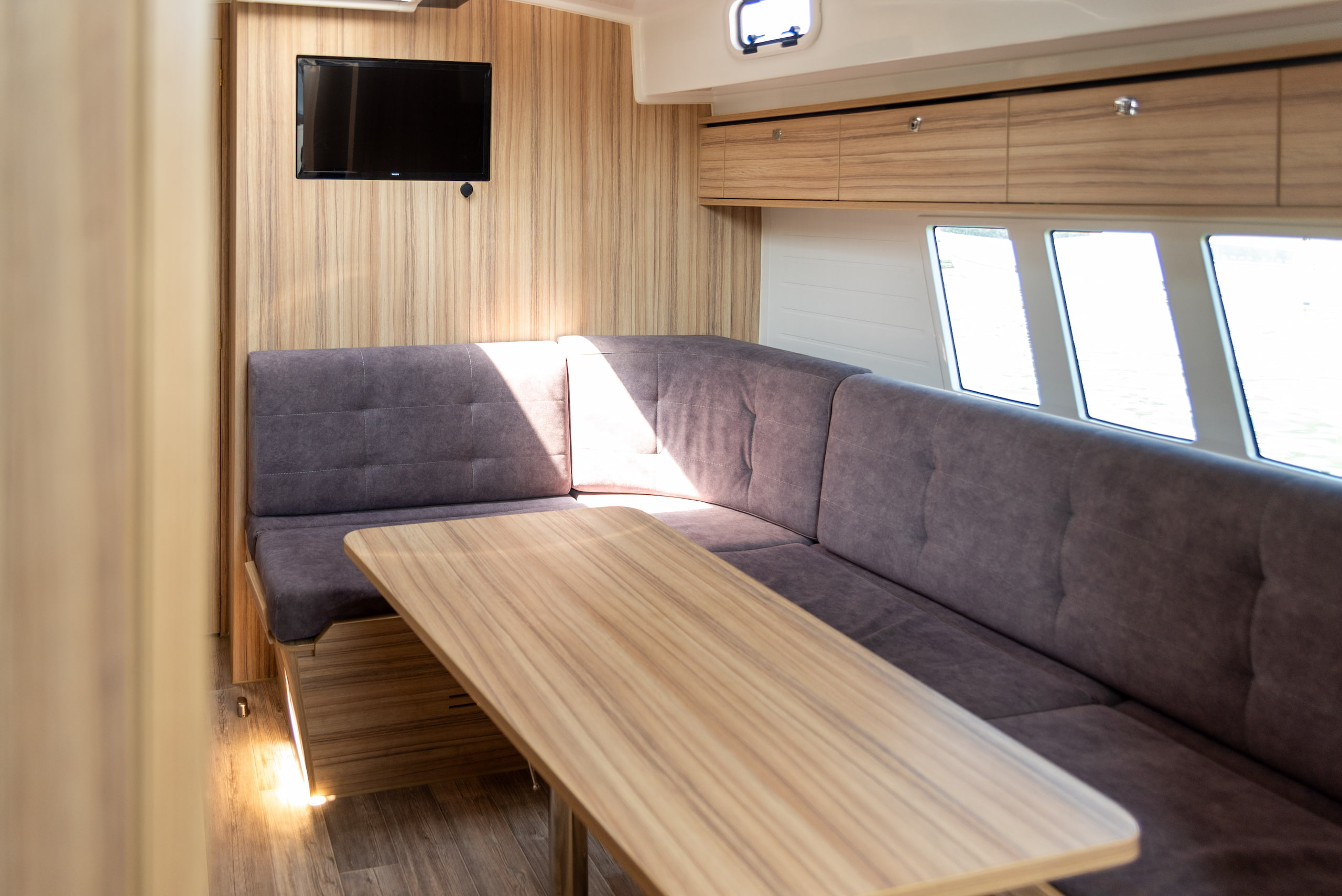 stillo czarter houseboat na Mazurach